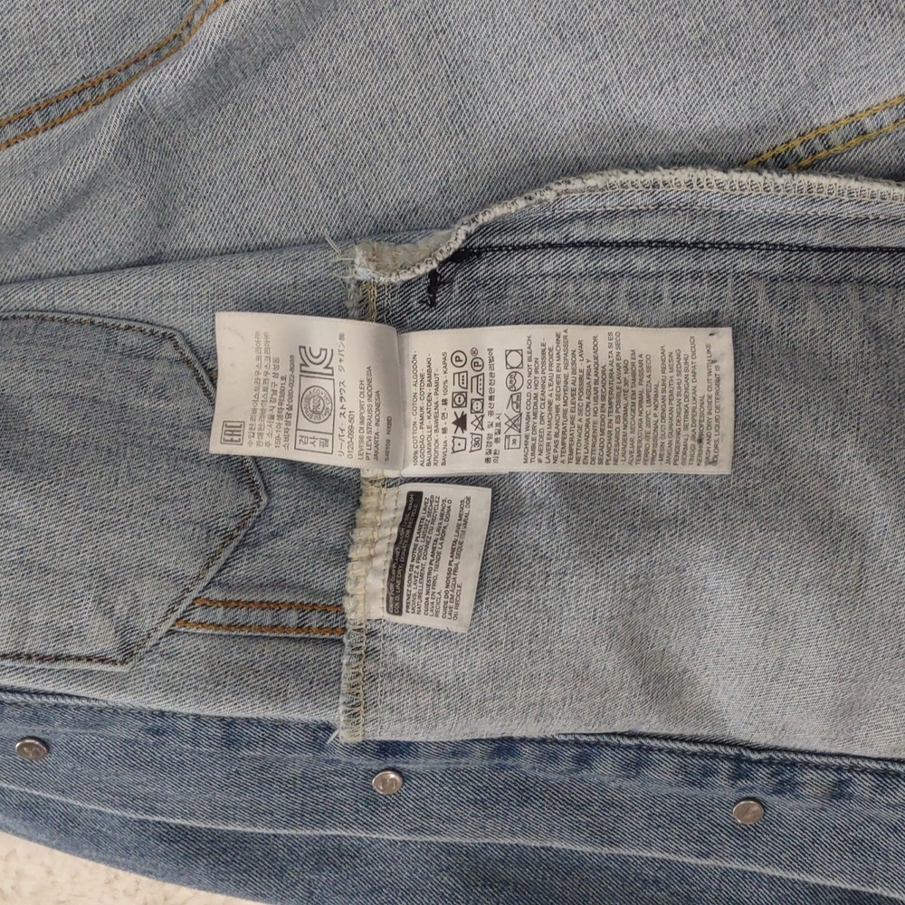 LEVI'S RELAXED FIT JACKET. - Picture 11 of 17